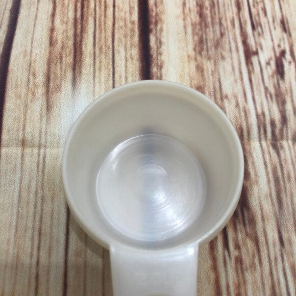 Vintage Tupperware Clear White Nesting Measuring Cup 1/2 CUP Replacement 764-1 - Picture 10 of 14